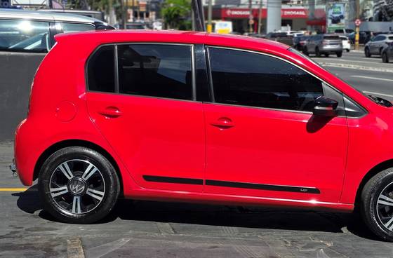 VOLKSWAGEN UP 1.0 TSI MOVE UP 12V FLEX 4P MANUAL VOLKSWAGEN UP 1.0 TSI MOVE UP 12V FLEX 4P MANUAL